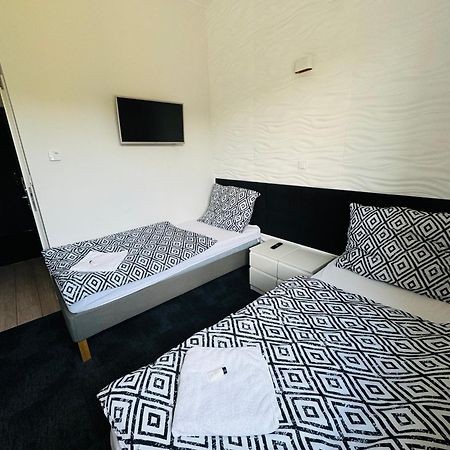 Hotel Lesny Korne Ngoại thất bức ảnh